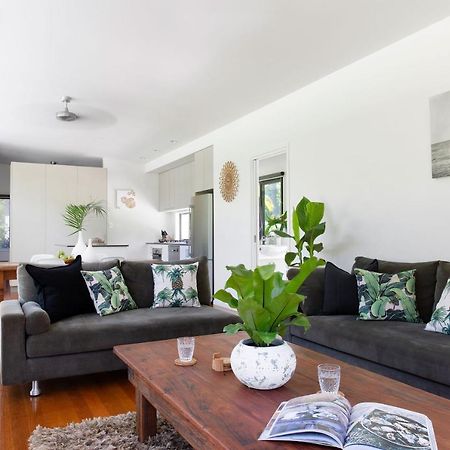 Lily Pad At Byron Bay Villa ภายนอก รูปภาพ